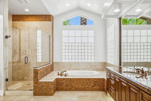 801 Deer Haven Circle, Palm Desert, CA 92211