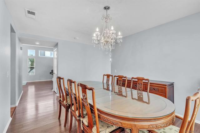 33262 Calle Langarica, Temecula CA: https://media.crmls.org/mediaz/3a326188-8fbb-4bd3-8434-e016f262b397.jpg