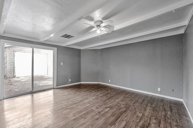 826 King Avenue, Stockton CA: https://media.crmls.org/mediaz/3a338629-efdd-4517-bfa8-41074cebcb63.jpg