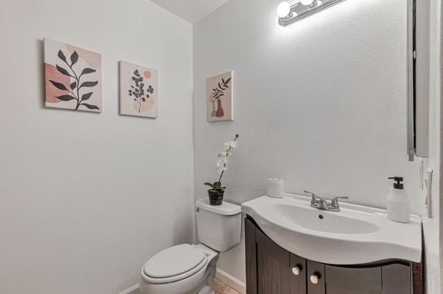 188 Sunwood Meadows Pl, San Jose CA: https://media.crmls.org/mediaz/3a3413ce-fb38-4bd8-b439-974ababe279f.jpg