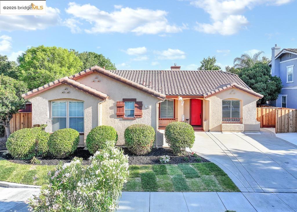 198 Continente Ave