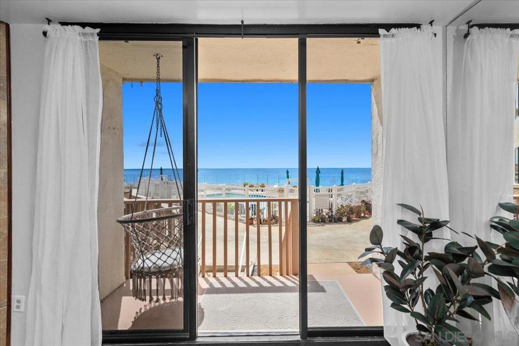 5015 Santa Cruz Ave - photo 2