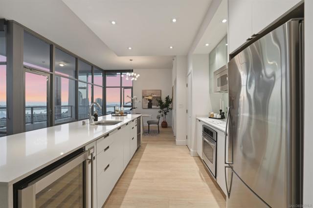 575 6th Ave, San Diego CA: https://media.crmls.org/mediaz/3a3513f8-3e60-4715-8a33-6bfa459edef2.jpg