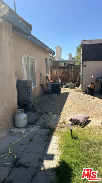 1751 W Avenue H5, Lancaster CA: https://media.crmls.org/mediaz/3a35bb7d-5df4-405b-8da3-a38a0ff88341.jpg