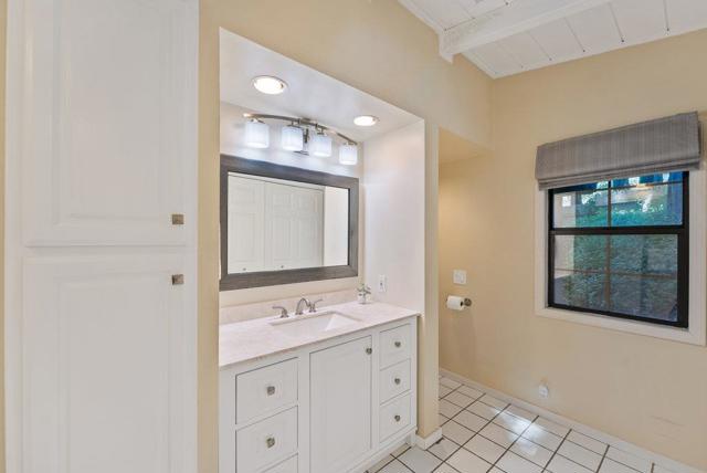 10377 Lake Boulevard, Felton CA: https://media.crmls.org/mediaz/3a386904-b706-4705-941d-e5a4c6ea5b0a.jpg