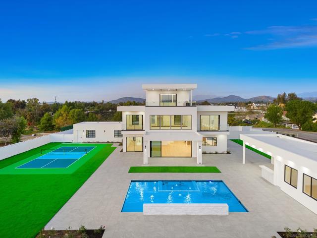 41955 Altanos Road, Temecula CA: https://media.crmls.org/mediaz/3a387092-eb01-4d76-ba6b-8e81b5faaa19.jpg