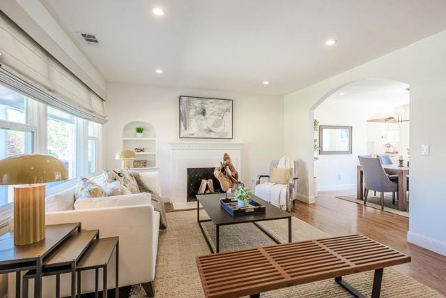 1525 Kalmia Street, San Mateo CA: https://media.crmls.org/mediaz/3a388159-78a6-4221-b19c-b40787f32d11.jpg