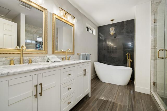 79835 Horseshoe Road, La Quinta CA: https://media.crmls.org/mediaz/3a392598-fdbb-437e-a8e0-979a64727b0c.jpg