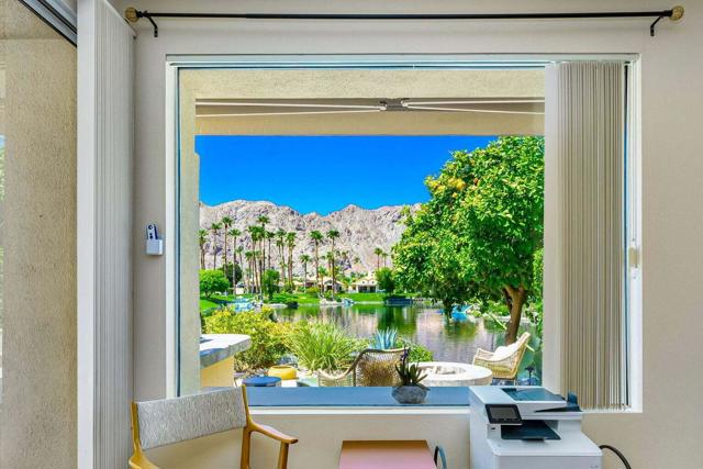 55649 Pinehurst, La Quinta CA: https://media.crmls.org/mediaz/3a3a4fcc-3442-4ea3-a4e5-e44d81da071d.jpg