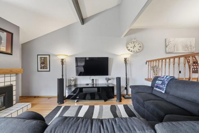 61 Joes Lane, Hollister CA: https://media.crmls.org/mediaz/3a3b3761-cade-4ac8-b3b5-5aa8b7a56beb.jpg