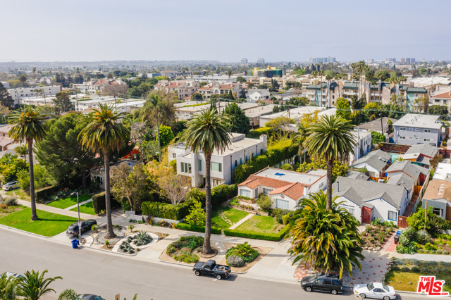 3875 Marcasel Avenue, Los Angeles, California 90066, 2 Bedrooms Bedrooms, ,2 BathroomsBathrooms,Single Family Residence,For Sale,Marcasel,21796130