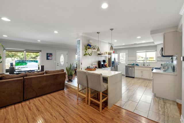 127 Warner Street, Oceanside CA: https://media.crmls.org/mediaz/3a3c648b-ea49-47fd-a8df-7f9f82ba969b.jpg