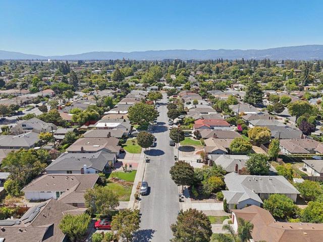 674 Manzanita Avenue, Sunnyvale CA: https://media.crmls.org/mediaz/3a3c89a9-d034-440e-a439-3fa98776abc5.jpg
