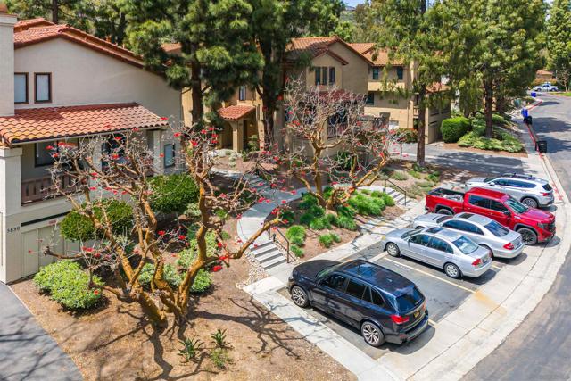 5830 Mission Center Rd, San Diego CA: https://media.crmls.org/mediaz/3a3ca018-b566-4d85-89e3-b3b8e279f243.jpg