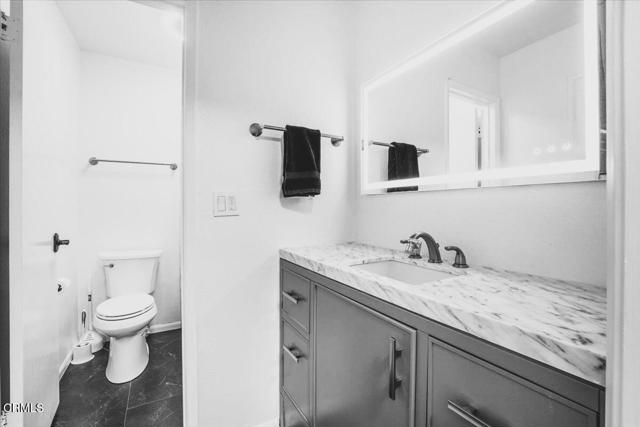 Detail Gallery Image 9 of 27 For 11645 Montana Ave #126,  Los Angeles,  CA 90049 - 1 Beds | 1 Baths