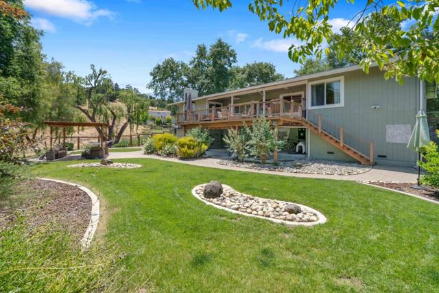3480 White Oak Court, Morgan Hill CA: https://media.crmls.org/mediaz/3a3caa1e-8e46-43cf-bad5-94bba89a2b05.jpg