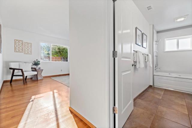 626 Harvester Drive, Foster City CA: https://media.crmls.org/mediaz/3a3da5fc-30fa-41a5-a042-2cab89714723.jpg