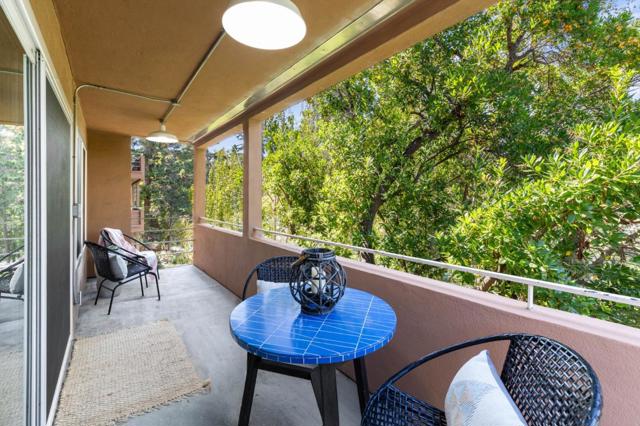 55 Claremont Avenue, Redwood City CA: https://media.crmls.org/mediaz/3a3e81c7-5f05-4225-9f6b-f936286569a4.jpg