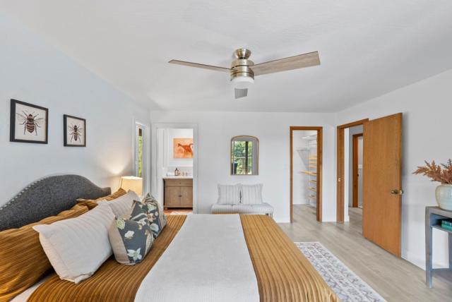 688 Calabasas Road, Watsonville CA: https://media.crmls.org/mediaz/3a3eb7c6-5a8e-442c-824f-0c7b523fae88.jpg