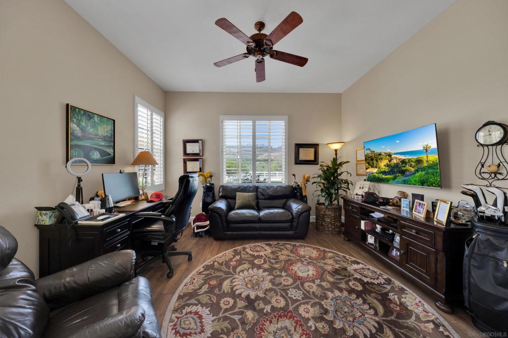 MLS #250027889SD image #13