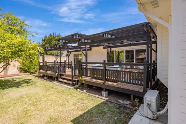 37723 Brayton Street, Fremont CA: https://media.crmls.org/mediaz/3a3f1ed9-f669-4a1e-b042-565cab74354b.jpg