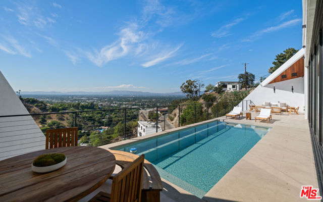 Photo of 3699 Alta Mesa Drive, Studio City, CA 91604