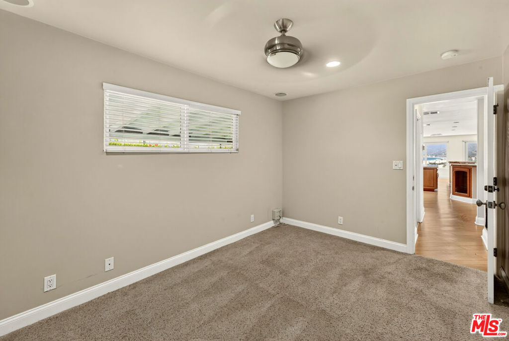 MLS #26873573 image #17
