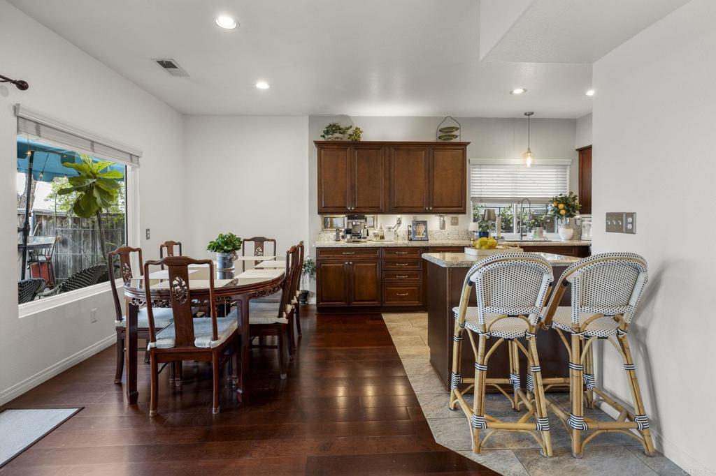 730 Foxhall Court - photo 6