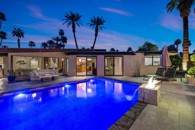 45371 Rancho Palmeras Drive, Indian Wells CA: https://media.crmls.org/mediaz/3a408b64-80fe-4529-a9e0-d56b43c183ed.jpg