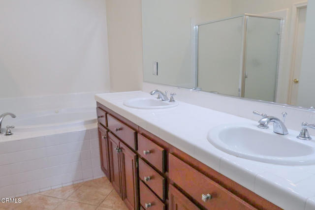 Detail Gallery Image 8 of 34 For 232 Lightwood St, Camarillo,  CA 93012 - 3 Beds | 3/1 Baths