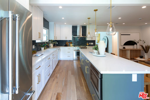 1363 S Curson Avenue, Los Angeles CA: https://media.crmls.org/mediaz/3a41c57f-a8fb-4dcb-b2b2-04cee2d69850.jpg