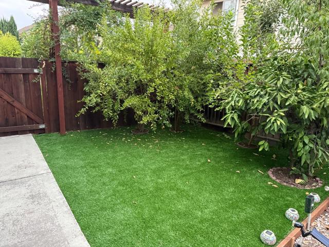 1563 Four Oaks Road, San Jose CA: https://media.crmls.org/mediaz/3a42e270-eda4-474d-90c9-99424bc2871b.jpg