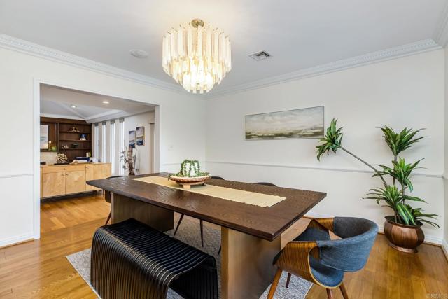 4400 Chaumont Road, Woodland Hills CA: https://media.crmls.org/mediaz/3a436105-1fd8-4644-9b1a-b878f1e08f3d.jpg