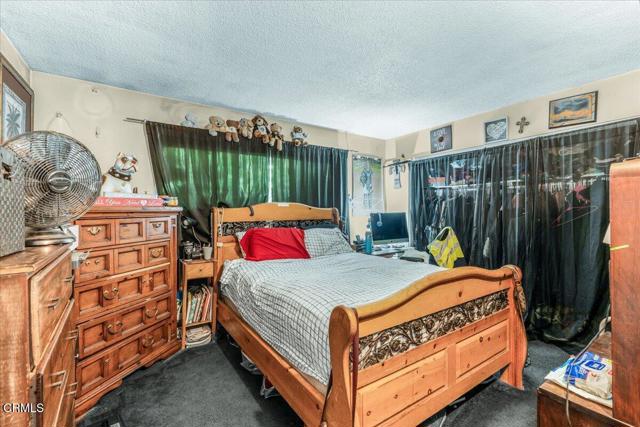 Detail Gallery Image 8 of 15 For 1211 W Robert Ave, Oxnard,  CA 93030 - 4 Beds | 2 Baths