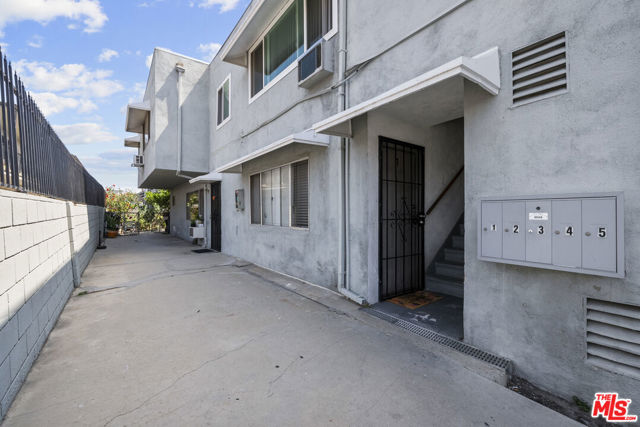 12001 Valerio Street photo 5