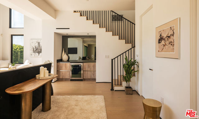 3920 Knobhill Drive, Sherman Oaks CA: https://media.crmls.org/mediaz/3a4439b6-ab12-4562-a7f5-add25f7ffdaf.jpg