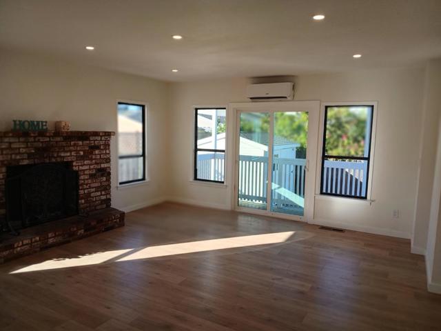 127 Maitland Drive, Alameda CA: https://media.crmls.org/mediaz/3a4567a3-8d6e-4a11-b72b-cbbea1e896a6.jpg