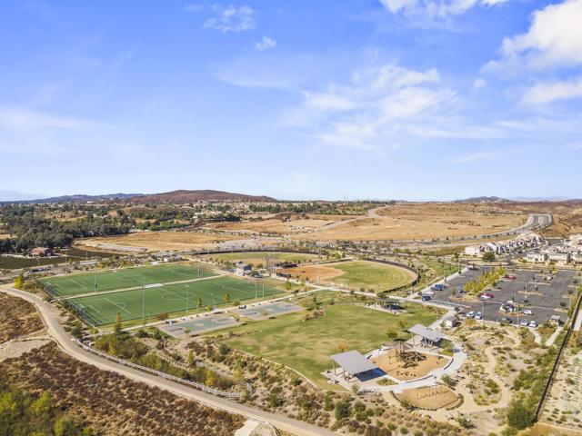 39496 Chamise Street, Temecula CA: https://media.crmls.org/mediaz/3a45c326-777e-4f25-8905-d9aefc50053c.jpg