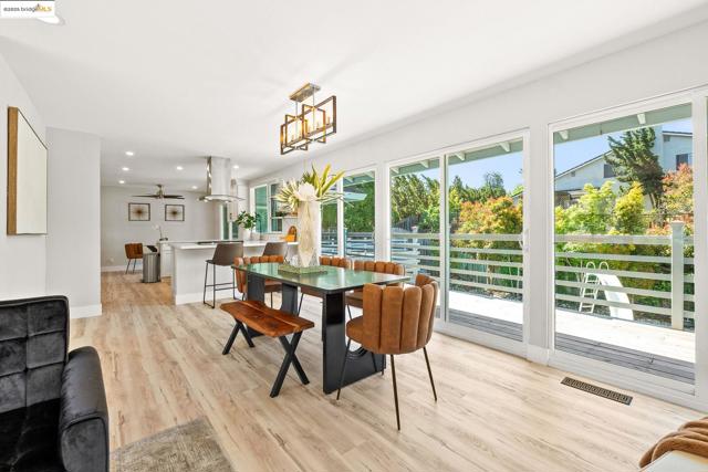 3459 Pinewood Dr, Hayward CA: https://media.crmls.org/mediaz/3a462988-9435-4d51-8524-2ba34c4895dc.jpg