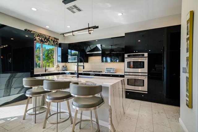 81347 Camino Sevilla, Indio CA: https://media.crmls.org/mediaz/3a4761dd-808e-426a-b487-512b0ef768b2.jpg