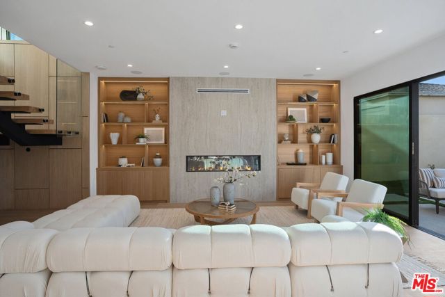 12041 Marine Street, Los Angeles CA: https://media.crmls.org/mediaz/3a487e00-5cbd-46d6-a523-0023dfee25ec.jpg