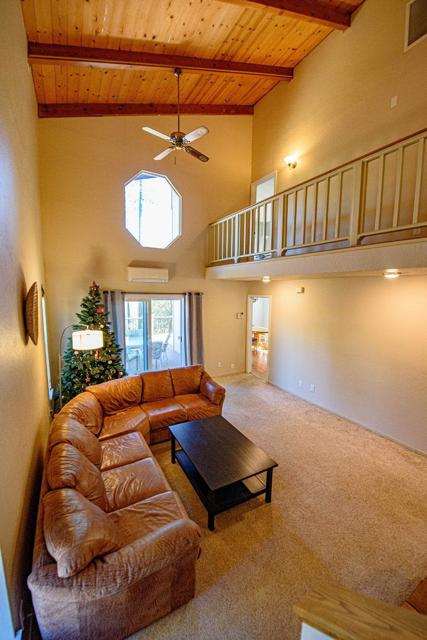 13069 Wells Fargo Drive, Groveland CA: https://media.crmls.org/mediaz/3a48a93a-d8f7-4195-8df9-007d9bbdb3fa.jpg