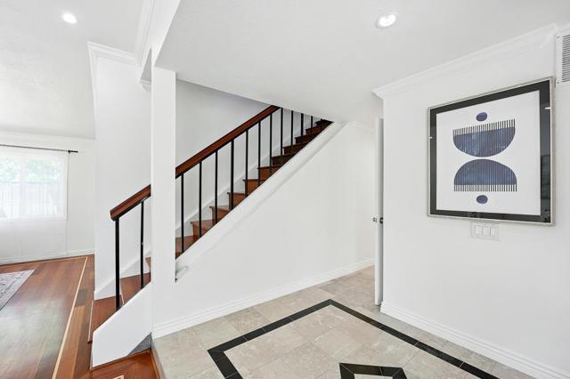 2507 Constellation Drive, Hayward CA: https://media.crmls.org/mediaz/3a48ac13-dbcc-4e35-a012-8b9e88852e4b.jpg