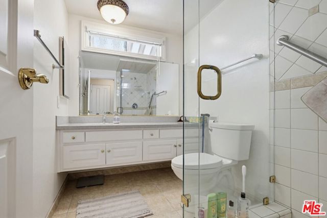 Image 20 of 49 For 4772 Cathy Avenue