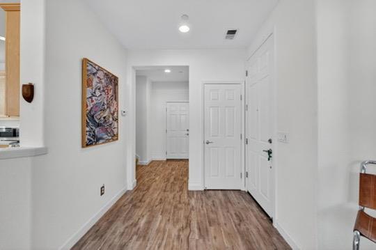 7902 Kipling Circle, Gilroy CA: https://media.crmls.org/mediaz/3a49bbc6-bd90-4352-89d0-24064d7e14b5.jpg