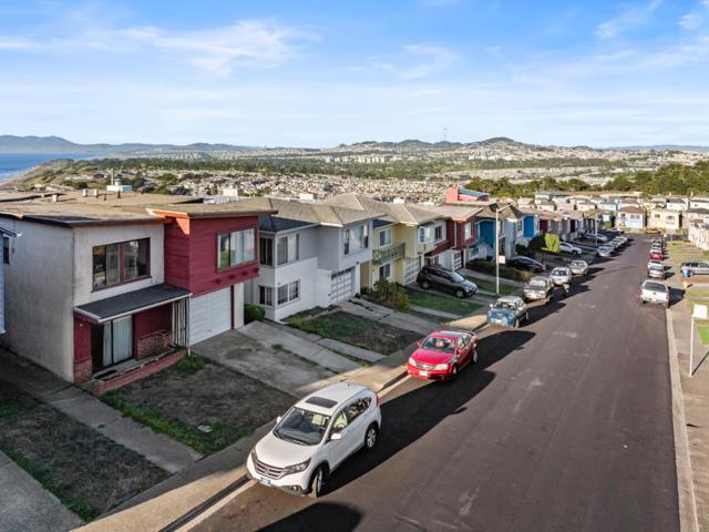 64 Crestview Avenue, Daly City CA: https://media.crmls.org/mediaz/3a49c811-e7fb-4d04-a960-54be3f248769.jpg