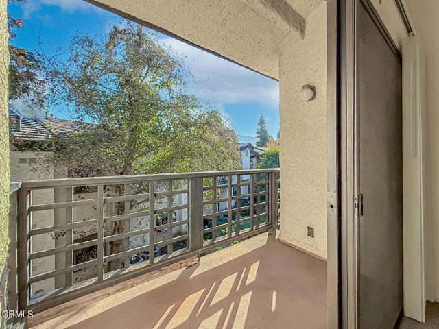 Detail Gallery Image 14 of 39 For 5738 Skyview Way #F,  Agoura Hills,  CA 91301 - 1 Beds | 1 Baths