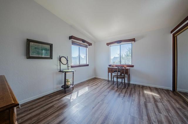 17945 Pesante Road, Salinas CA: https://media.crmls.org/mediaz/3a4af637-6917-4ec8-a745-df53a773aaaf.jpg