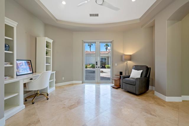 306 Loch Lomond Road, Rancho Mirage CA: https://media.crmls.org/mediaz/3a4c1e98-bcc9-47d2-93f6-440528e03a1d.jpg