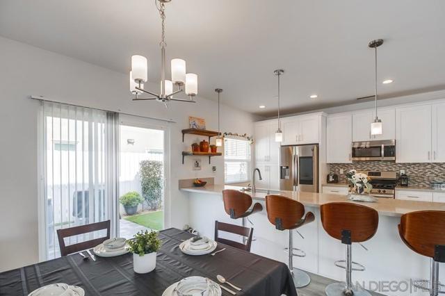 1249 12Th, Imperial Beach CA: https://media.crmls.org/mediaz/3a4d2221-c259-4c1e-9bfd-7888459828c8.jpg